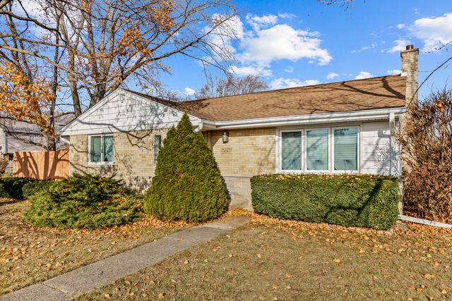 $445,000 | 8902 North Osceola Avenue | Morton Grove