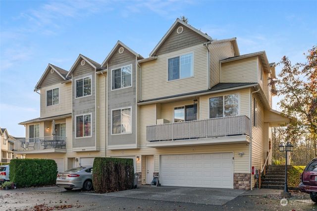 $679,950 | 10420 Holly Drive, Unit D | Holly