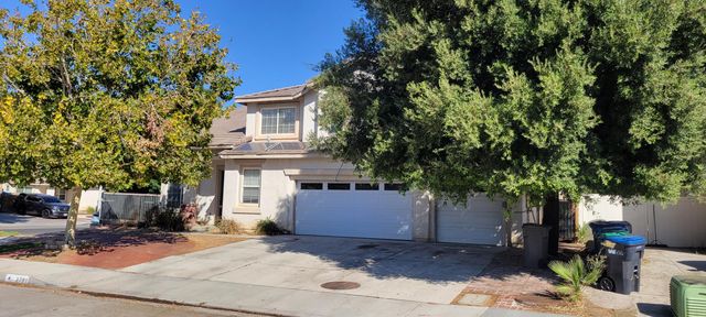 $630,000 | 3701 Las Palmas Avenue | Palmdale