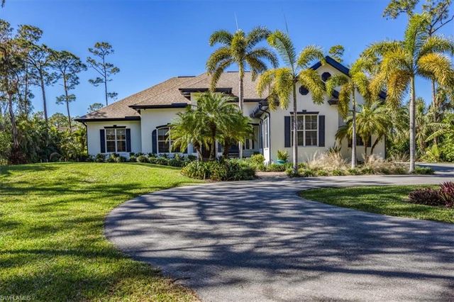 $1,425,000 | 24708 Red Robin Drive | Bonita Springs