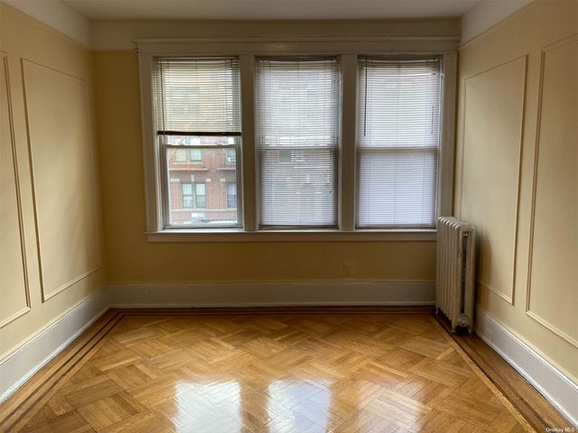 $3,800 | 25-56 33rd Street | Astoria