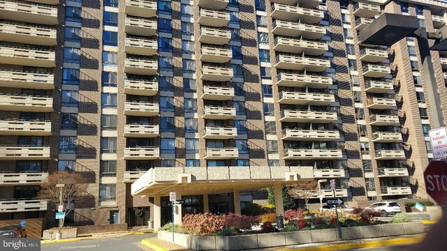 $310,000 | 1808 Old Meadow Road, Unit 716 | Tysons Corner