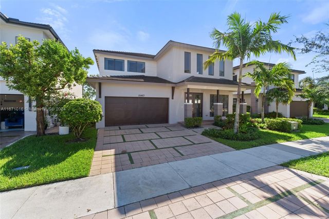 $1,025,000 | 15463 Northwest 88th Avenue | Satori