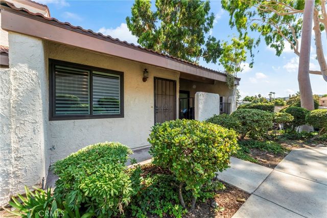 $629,000 | 6030 Etiwanda Avenue, Unit 96 | Tarzana