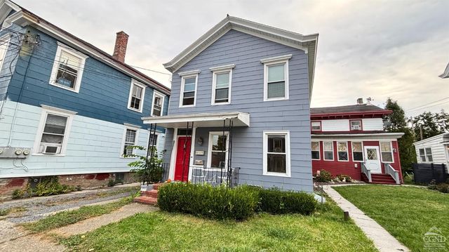 $2,275 | 30 8th Street | Hudson