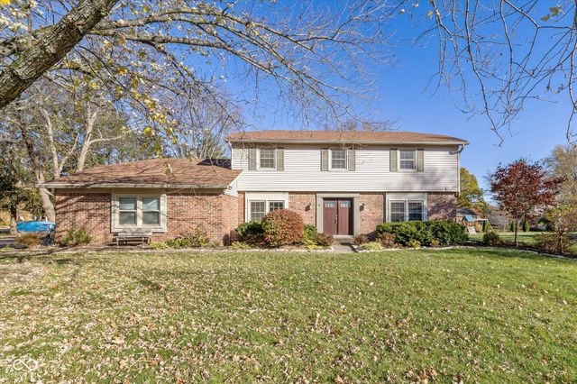 $555,555 | 595 Hawthorne Drive | Cool Creek North