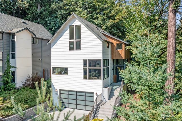 $2,350,000 | 17028 Southeast 1st Place | West Lake-Sammamish