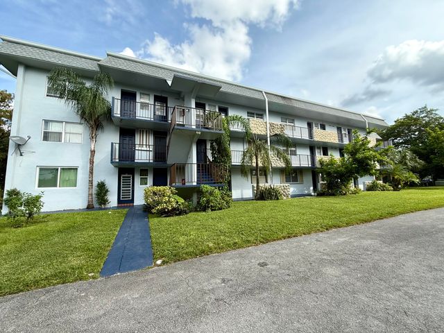 $190,000 | 5495 Northwest 10th Court, Unit 203 | Plantation