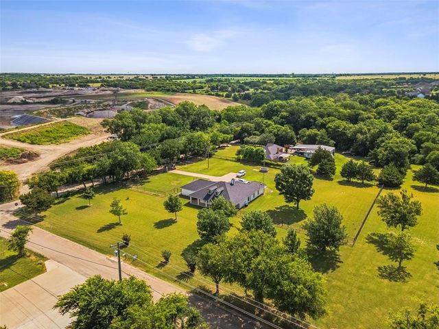 $459,000 | 3210 Black Champ Road | Waxahachie