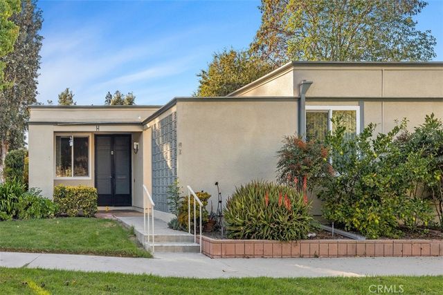 $375,000 | 111 Via Estrada, Unit H | Laguna Woods