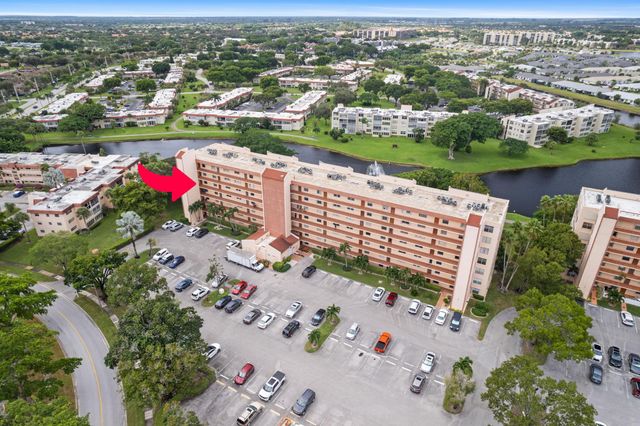 $2,400 | 14671 Bonaire Boulevard, Unit 501 | Villages of Oriole