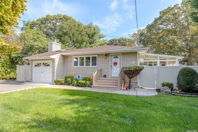 $599,000 | 17 Sims Street | North Patchogue