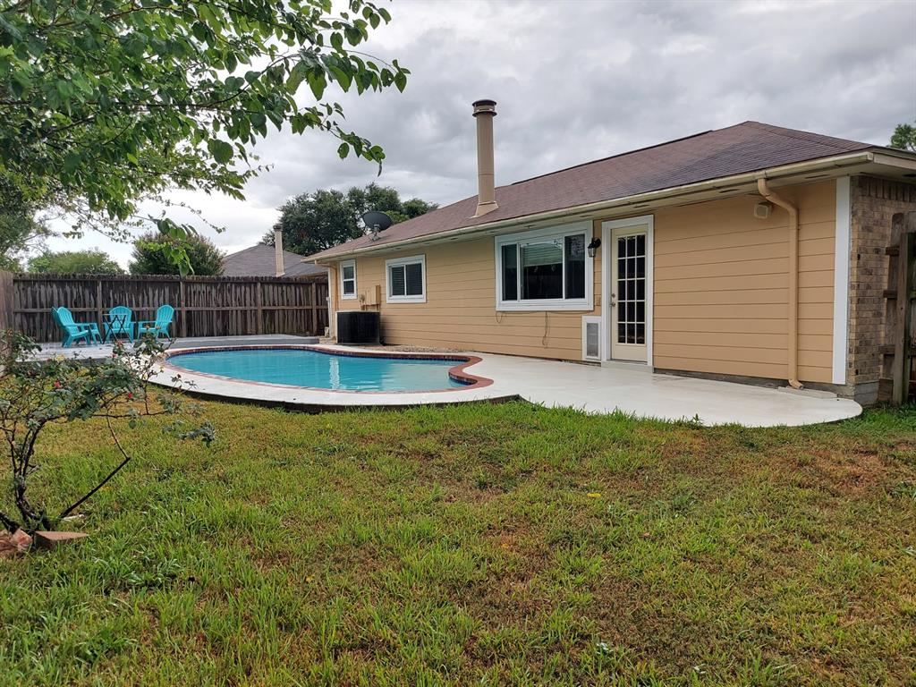 a house view with a garden space