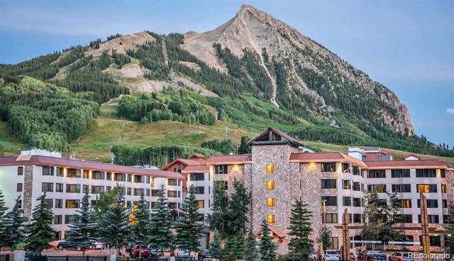 $219,000 | 6 Emmons Road, Unit 305 | Mount Crested Butte