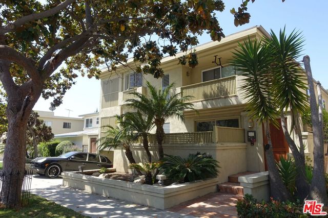 $4,300 | 1524 10th Street, Unit E | Santa Monica