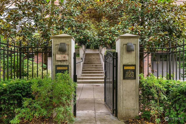 $3,398,000 | 723 Harvard Avenue East | Capitol Hill