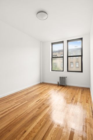 $2,495 | 61-34 Madison Street, Unit 3A | Ridgewood