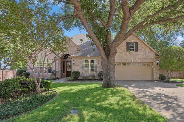 $689,000 | 2901 Broadmoor Lane | Flower Mound