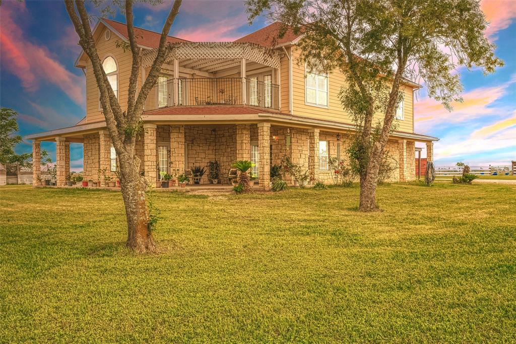 Amazing 5-bedroom, 3.5-bathroom home located in the San Bernard Ranches subdivision of Austin County. The property spans over 14 acres, making it truly a gem!