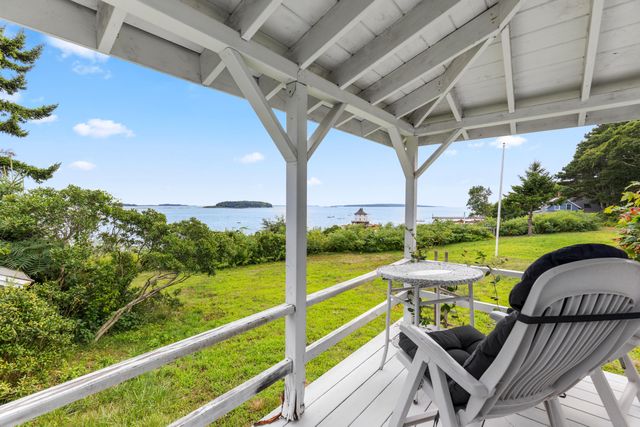 $749,000 | 13-13a Bustins Island | Bustins Island