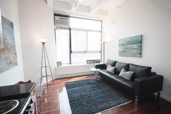 $479,000 | 12 Stoneholm Street, Unit 530 | Fenway