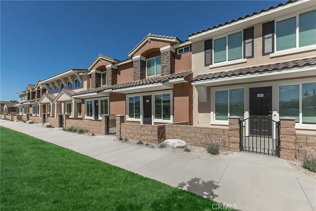 $2,395 | 16854 Muscatel Street | Hesperia City Center District