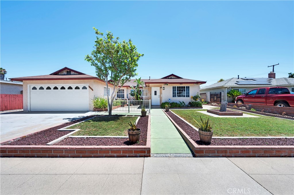 14322 Taft Street Garden Grove CA 92843 Compass