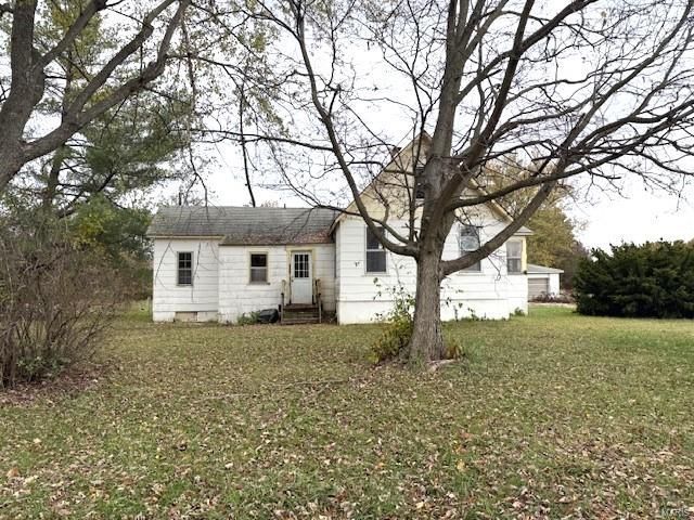 $109,900 | 11783 New Douglas Road | Olive Township - Madison County