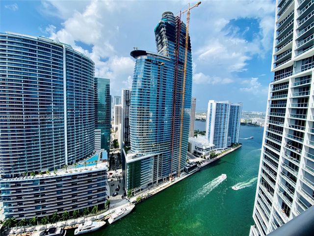 $4,800 | 475 Brickell Avenue, Unit 3715 | Icon Brickell