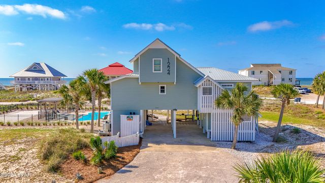 $1,400,000 | 1224 East Gulf Beach Drive | St. George Island