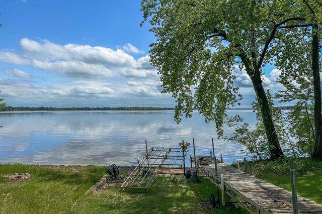 $299,900 | 10924 Lakeview Shore Drive | Pokegama Township - Pine County