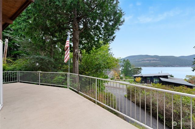 $650,000 | 5063 Totem Trail | Guemes Island