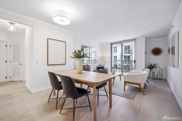 $849,000 | 1800 Washington Street, Unit 712 | Pacific Heights