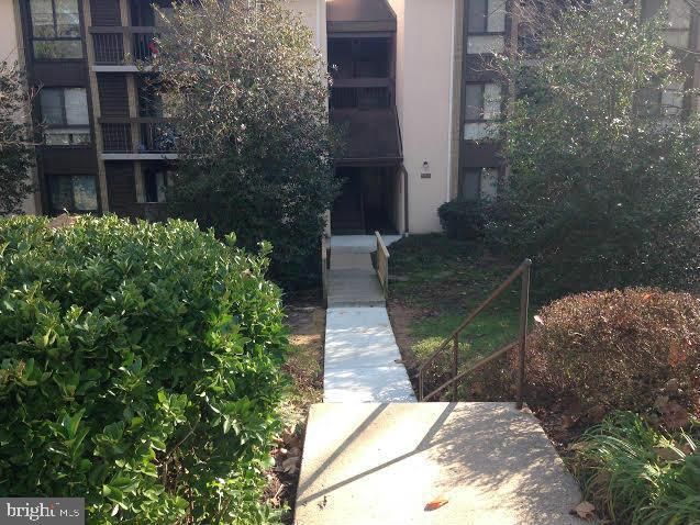 $1,800 | 5903 Tamar Drive, Unit 3 S15 | Jeffers Hill