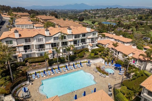 $729,000 | 30902 Club House Drive, Unit 14H | West Laguna Niguel