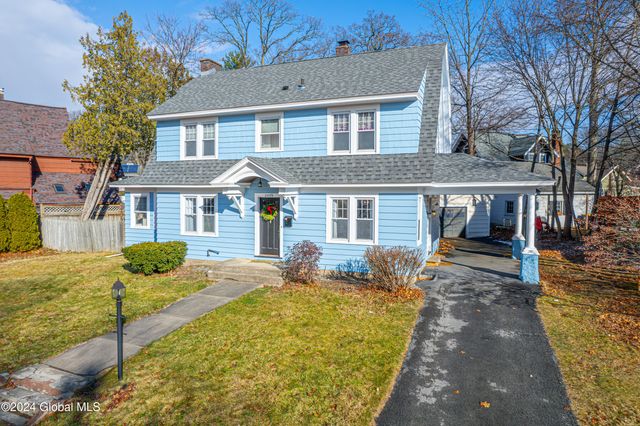 $385,000 | 2085 Grand Boulevard | Niskayuna Hamlet