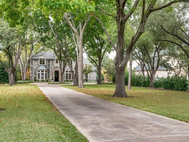 $4,695,000 | 11503 West Ricks Circle | Forest Court