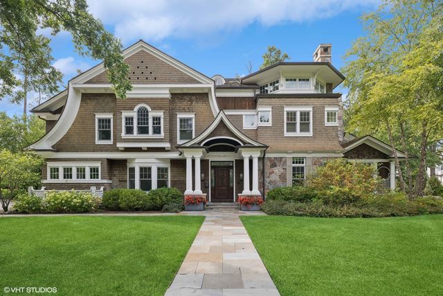 $6,350,000 | 624 Pine Lane | Winnetka