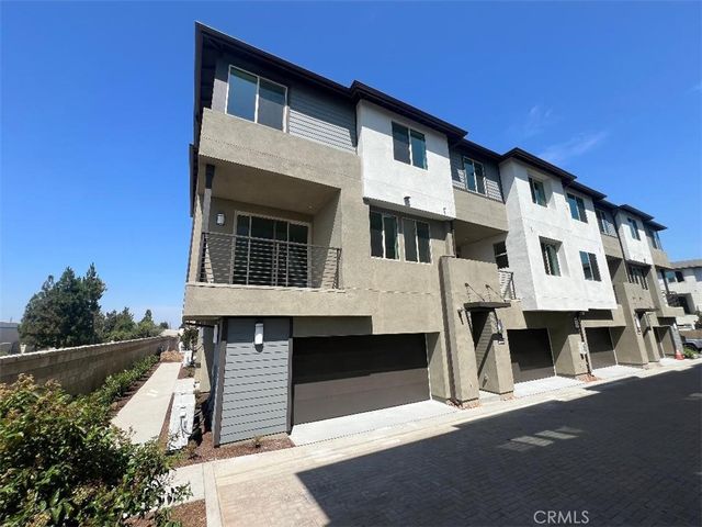 $836,638 | 1556 Topeka Avenue, Unit 7 | Placentia