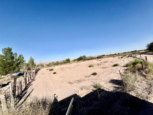 $460,000 | 11930 Coker Road | Socorro