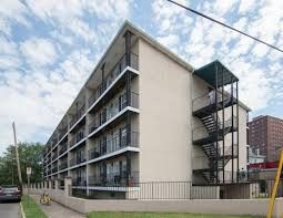 $1,595 | 2325 Elliston Place, Unit 103 | Elliston Place