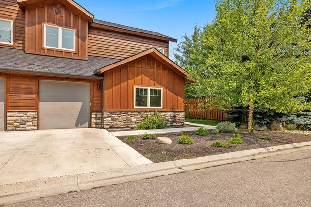 $755,000 | 601 Blue Water Circle | McCall