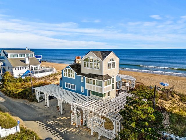 $2,750,000 | 14 Fordham Way | Plum Island