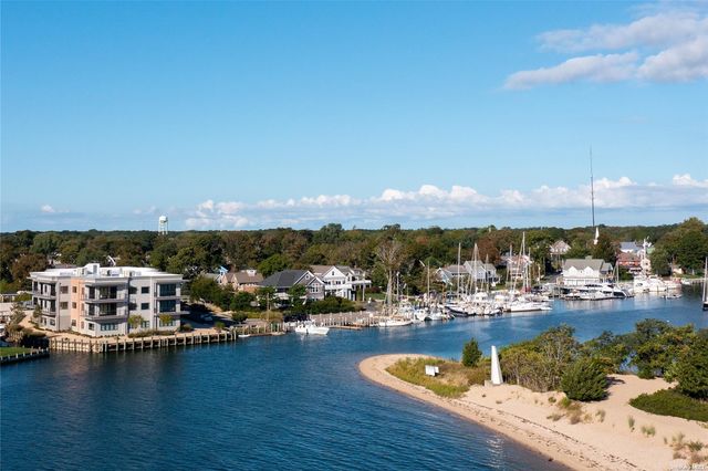 $1,395,000 | 123 Sterling Avenue, Unit 2 | Greenport