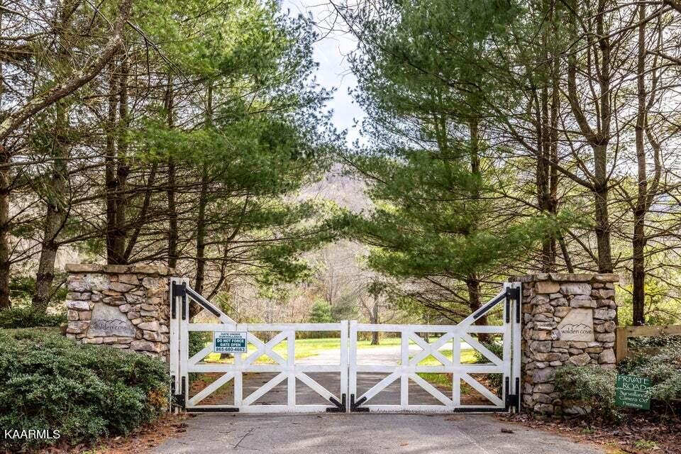 Walden Cove Entrance Gate