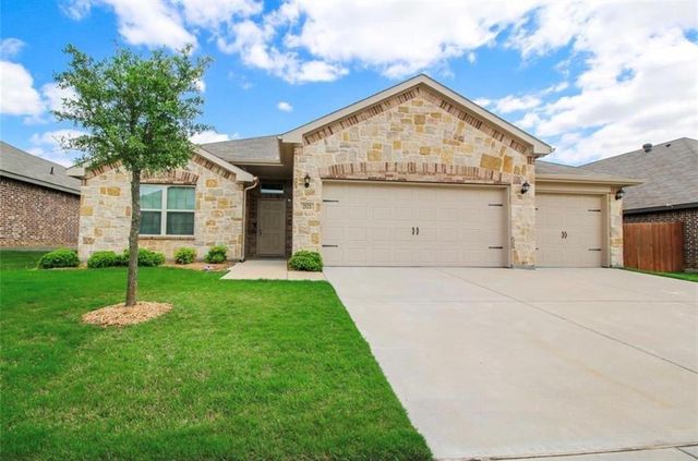 $2,450 | 2521 Weatherford Heights Drive | Heights of Weatherford Estates