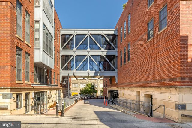 $879,000 | 2328 Champlain Street Northwest, Unit 406 | Adams Morgan