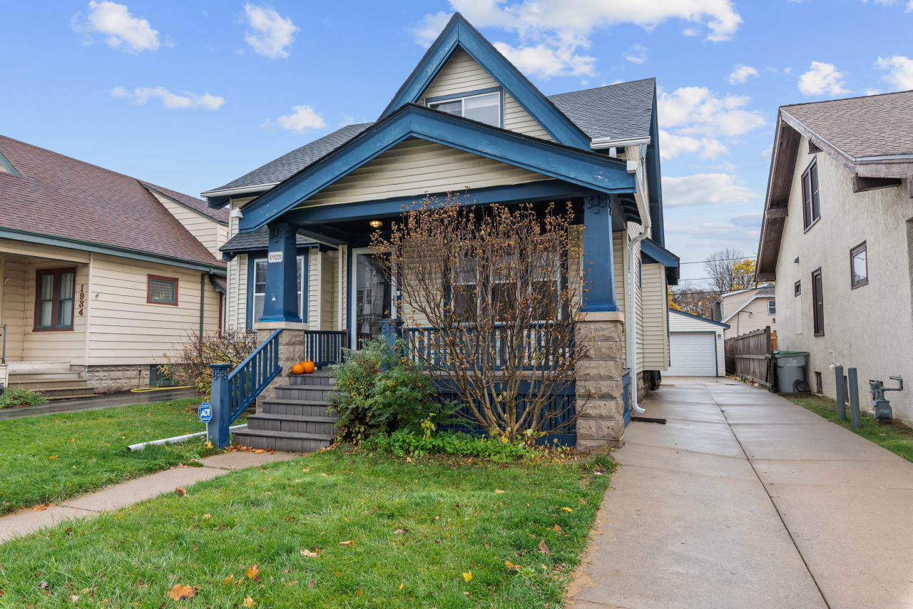 Washington Heights bungalow