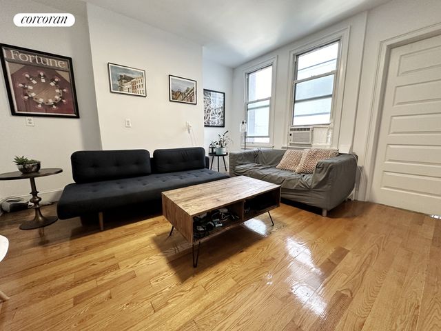 $6,000 | 290 Leonard Street, Unit 1A | Williamsburg