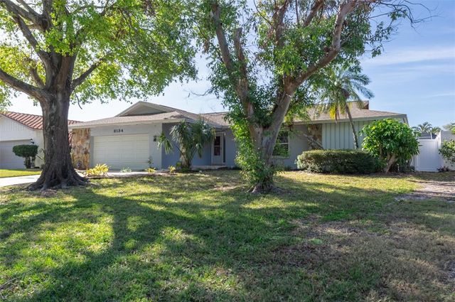 $779,000 | 8134 Bayshore Drive | Bayhaven